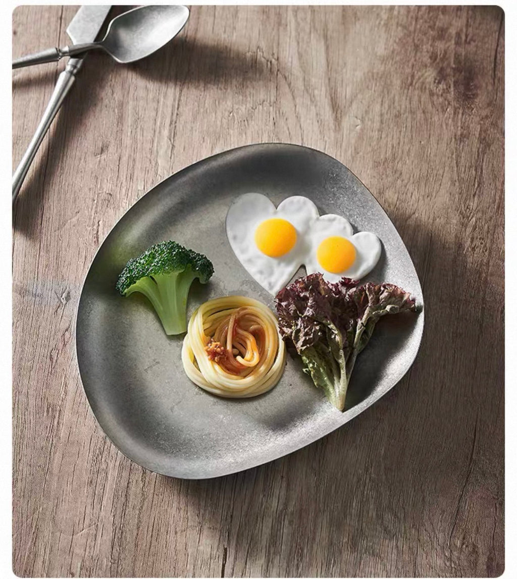 Irregular rectangular plate