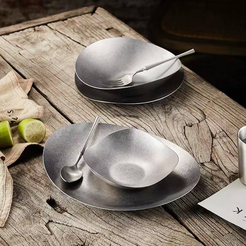 Irregular oval large plate